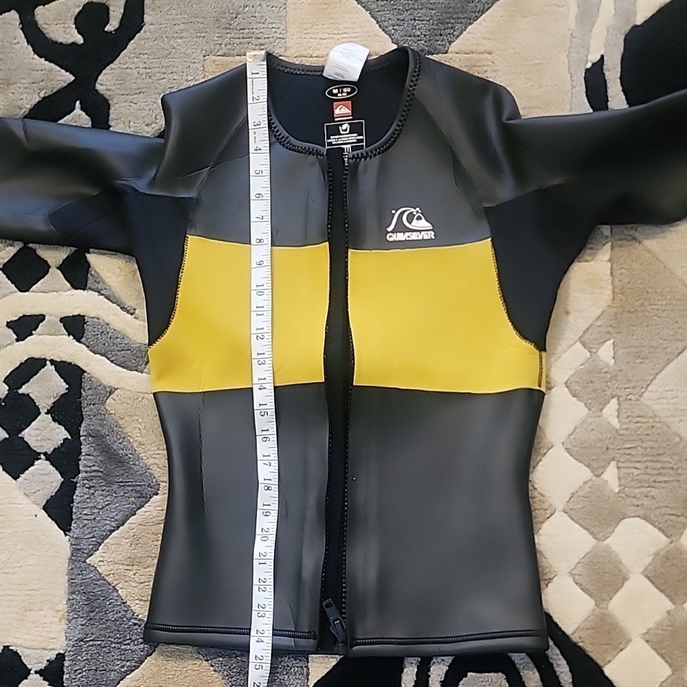 Quiksilver Black and Yellow Surf Jacket - Picture 11 of 12